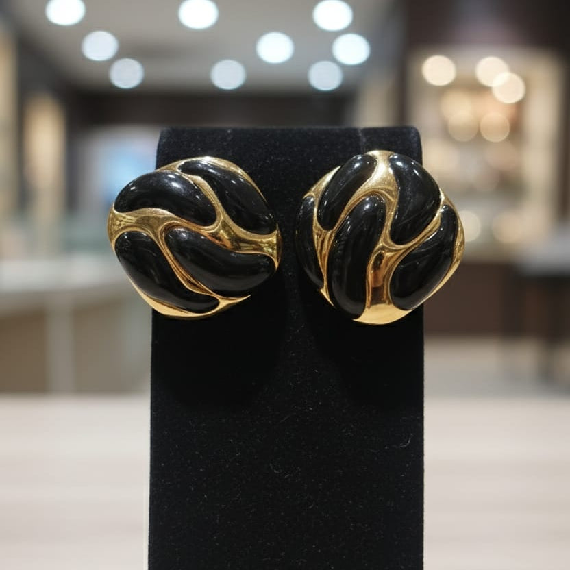 Gold Elegant Clip-On Earrings — Sadiq Jewelry