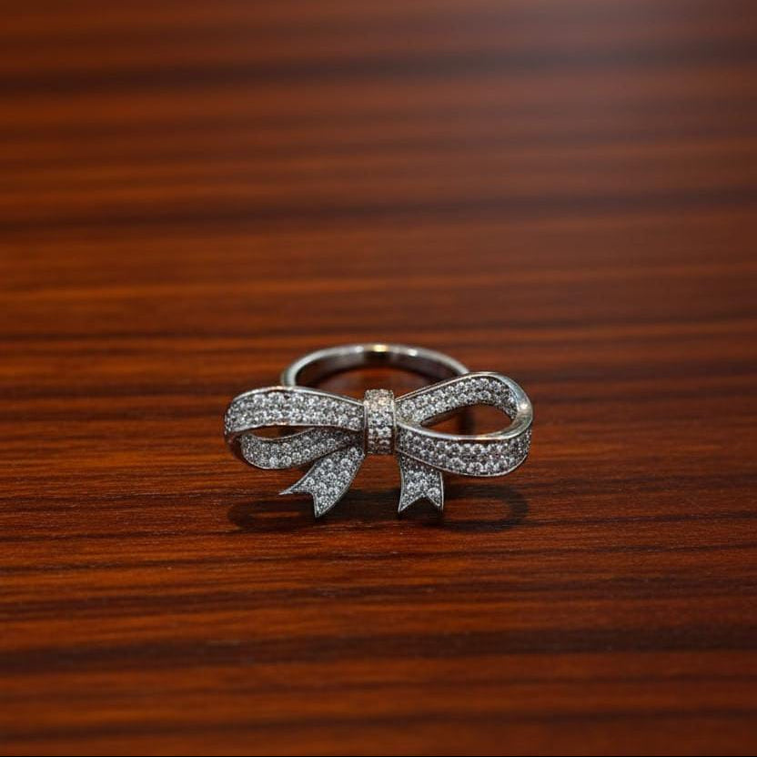 White Gold Zirconia Type Ring