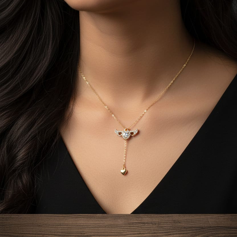 Light Gold Toned Necklace